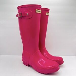 Hunter Girl’s Size 5 Bright Pink Boots Tall Rain Outdoor Spring Fall Play Color